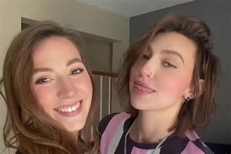 lesbian onlyfans leaks|Daya and Isabella : r/twinsNSFW